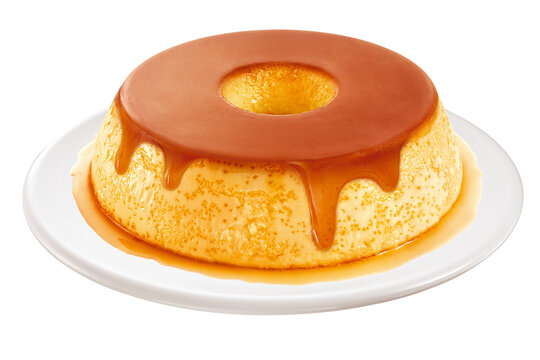 Prato com pudim de leite com calda cremosa de caramelo isolado em fundo transparente - pudim de leite condensado com calda de a&ccedil;&uacute;car queimado 