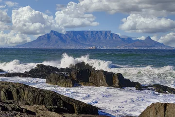 Crédence de cuisine en verre imprimé Montagne de la Table View of Table Mountain from Blue Mountain Beach, Cape Town, South Africa
