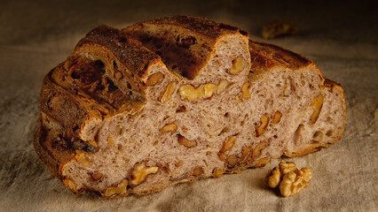 bread with seed and walnut