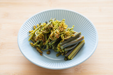 わらびのお浸し