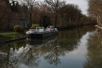 Fototapeta na wymiar Canal du midi