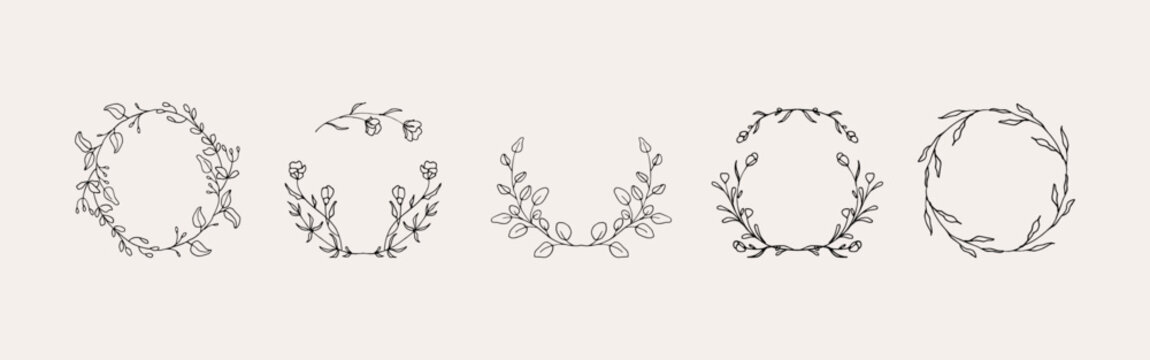 Set of round floral hand drawn frame