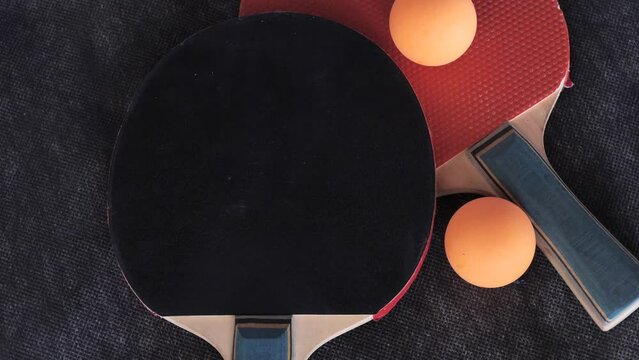 ping pong rackets and balls