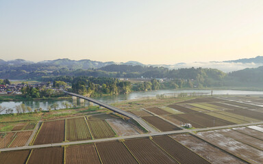関越自動車道　越後川口SA展望広場から信濃川（新潟県長岡市）