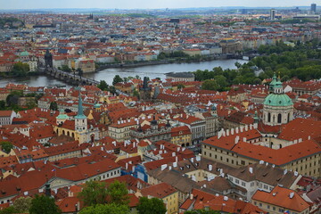 Obraz premium View of the Lesser Town of Prague and Charles bridge from the St. Vitus Cathedral, Czech republic, Europe 