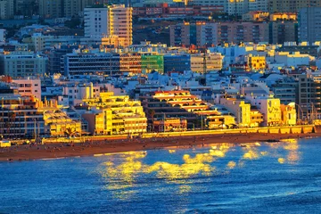 Foto auf Acrylglas Kanarische Inseln Las Palmas City At Atlantic  Ocean Coast . Las Canteras Beach in Gran Canaria