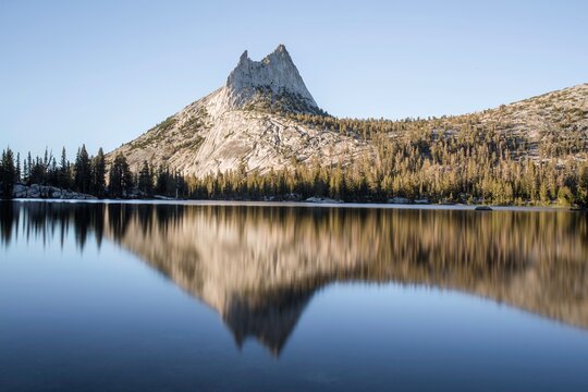 Yosemite Cathedral Lakes