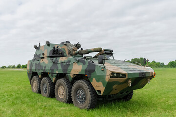 Fototapeta premium self-propelled mortar on a wheeled chassis