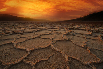 Death Valley national park salt flats at sunset - obrazy, fototapety, plakaty