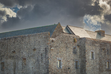 le château de Charles le mauvais à Regnéville sur mer