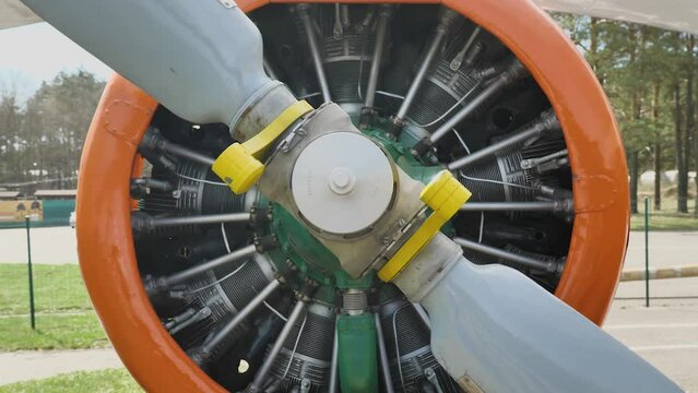Engine and propeller of a small aircraft. The 9 cylinder engine of an old single engine aeroplane