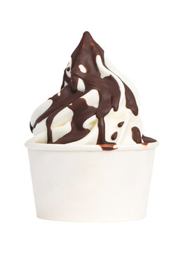 Frozen Yoghurt im Pappbecher mit Schokoglasur