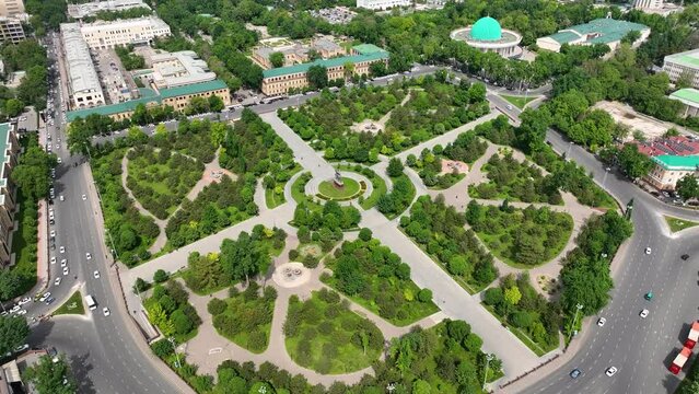 Amir Timur Square in Tashkent