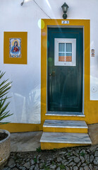 Porte portugaise traditionnelle du Sud à São Cristóvão, Alentejo, Portugal