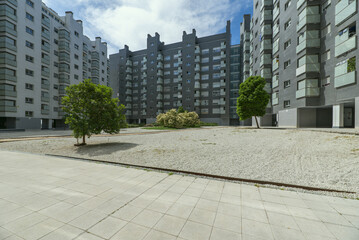 Obraz na płótnie Canvas Common areas of an urbanization of residential buildings