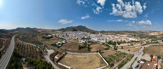 vista del bonito pueblo de Ardales en la provincia de Málaga, Andalucía