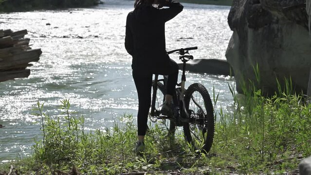 E BIKE  tra  castelli e fiumi