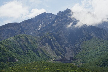 Fototapeta na wymiar Peak of Sakurajima Volcano Mountain in Kagoshima, Japan - 日本 鹿児島 桜島 山頂
