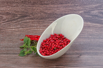 Red pepper seeds in the bowl