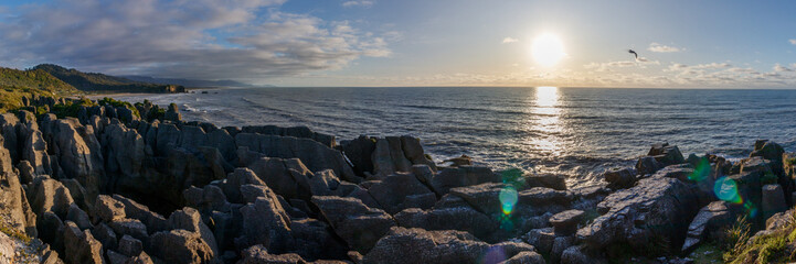 Felsenküste im ABendlicht