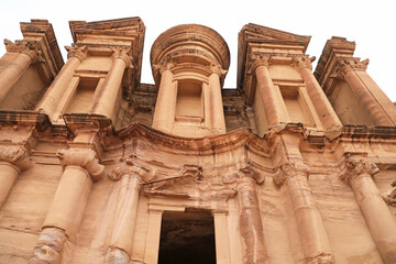 jordania petra ciudad perdida monasterio ad deir nabateo desfiladero rosa esculpida en la roca 4M0A1112-as23