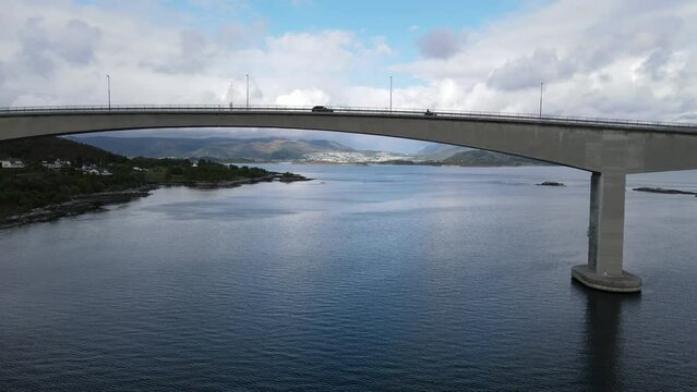 Heroy Bridge. Cantilever bridge connecting islands of Gurskoya and Leinoya. Norway.