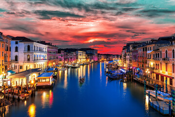 Naklejka premium The Grand Canal at night from Rialto Bridge, Venice, Italy