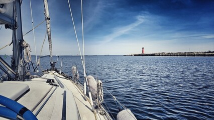 Wyjście z portu © Marcin