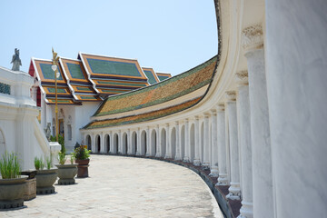 The corridor in Phra Pathom Chedi Temple.