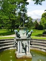 La fontaine dans le jardin de Diane du château de Fontainebleau