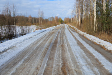 Obraz premium landscapes and road, Winter frosty snowy day 