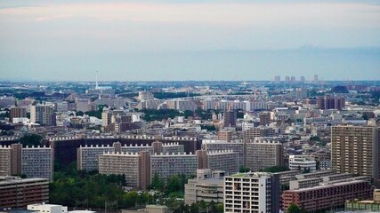 Fototapeta na wymiar 千葉ポートタワーから見える千葉市内の夕景