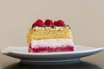 Raspberry cake