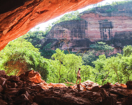 Casa de pedra, atra&ccedil;&atilde;o na regi&atilde;o do Pinga fogo, inteiror do munic&iacute;pio de mineiros, Goi&aacute;s