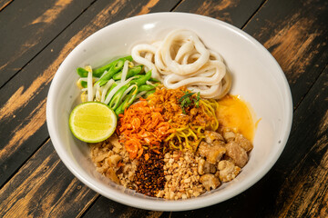 Seafood Yellow Vermicelli Soup Noodles