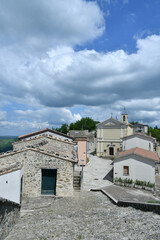 Fototapeta na wymiar Panoramic view of the village of Cairano in Campania, Italy.
