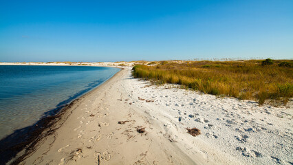 Fototapeta na wymiar Beautiful Perdido Beach in Pensacola, Florida
