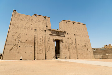 Edfu, Egypt ; May 28, 2023 - The entrance to the Temple of Edfu, Egypt. - obrazy, fototapety, plakaty