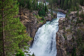 UPPER Falls of the Yellowstone from Artist Point