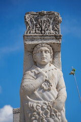 Fototapeta na wymiar statue at Ephesus ancient city