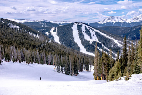 keystone ski resort town in colorado rockies