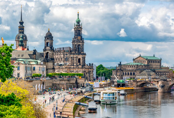 Fototapeta premium Dresden cathedral and Elbe river, Saxony, Germany