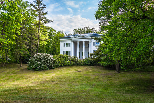 Villa Oppenheim is one of the best-known examples of the spa villas on the island of Usedom