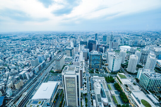 神奈川県横浜市西区みなとみらいの都市風景