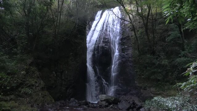 三方滝　静岡県賀茂郡西伊豆町