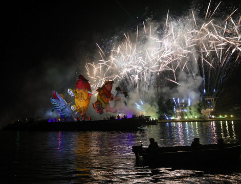  Great Dragon Parade. The Great Outdoor Show on the Vistula River.