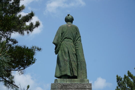 坂本竜馬像」の写真素材 | 271件の無料イラスト画像 | Adobe Stock