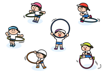 フラフープで遊ぶ子どもたち.