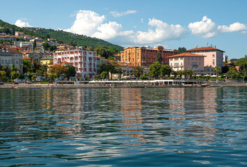 Fototapeta premium Opatija, Kvarner Bucht, Blick vom Meer