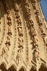 Statues à la cathédrale Notre-Dame de Reims. France